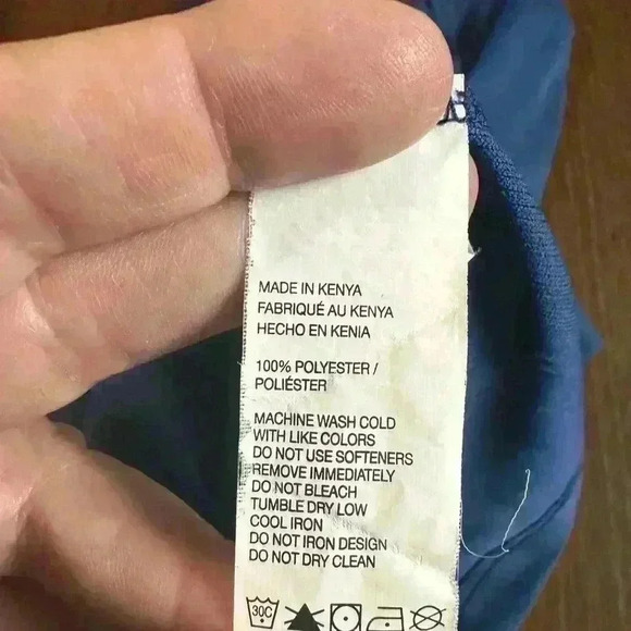 Men’s 2 Button Polo. Blue On Blue Stripe. Size XL. Collared. Short Sleeve - Picture 6 of 6